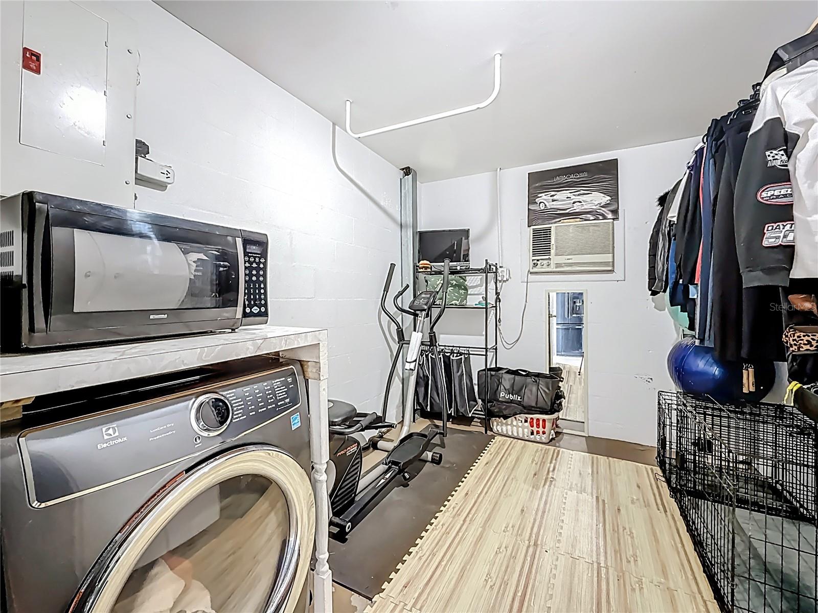 NEWPORT UNIT 5 - Residential