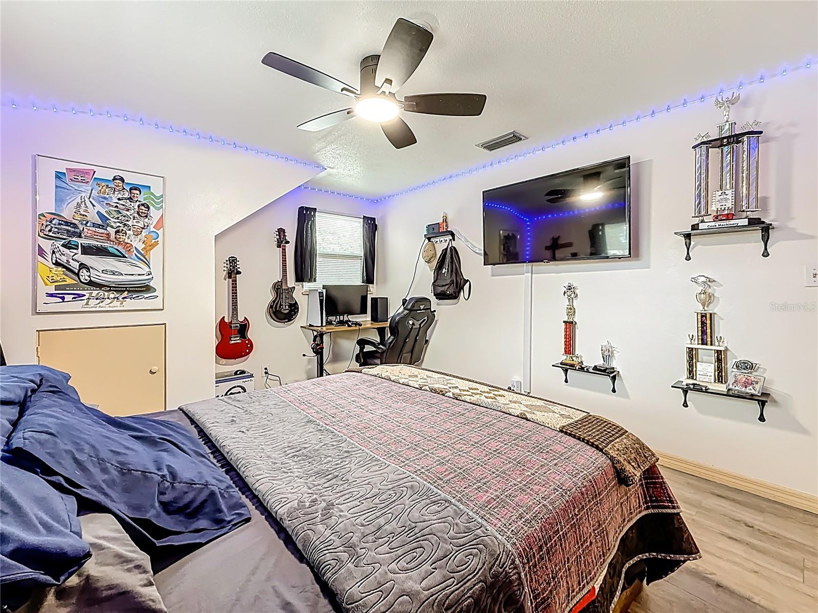 NEWPORT UNIT 5 - Residential