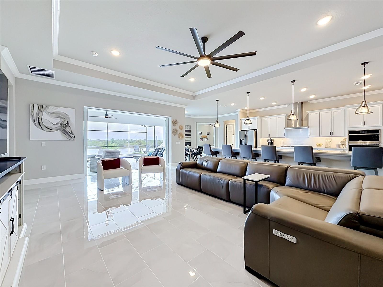 LAKES OF MOUNT DORA - Residential