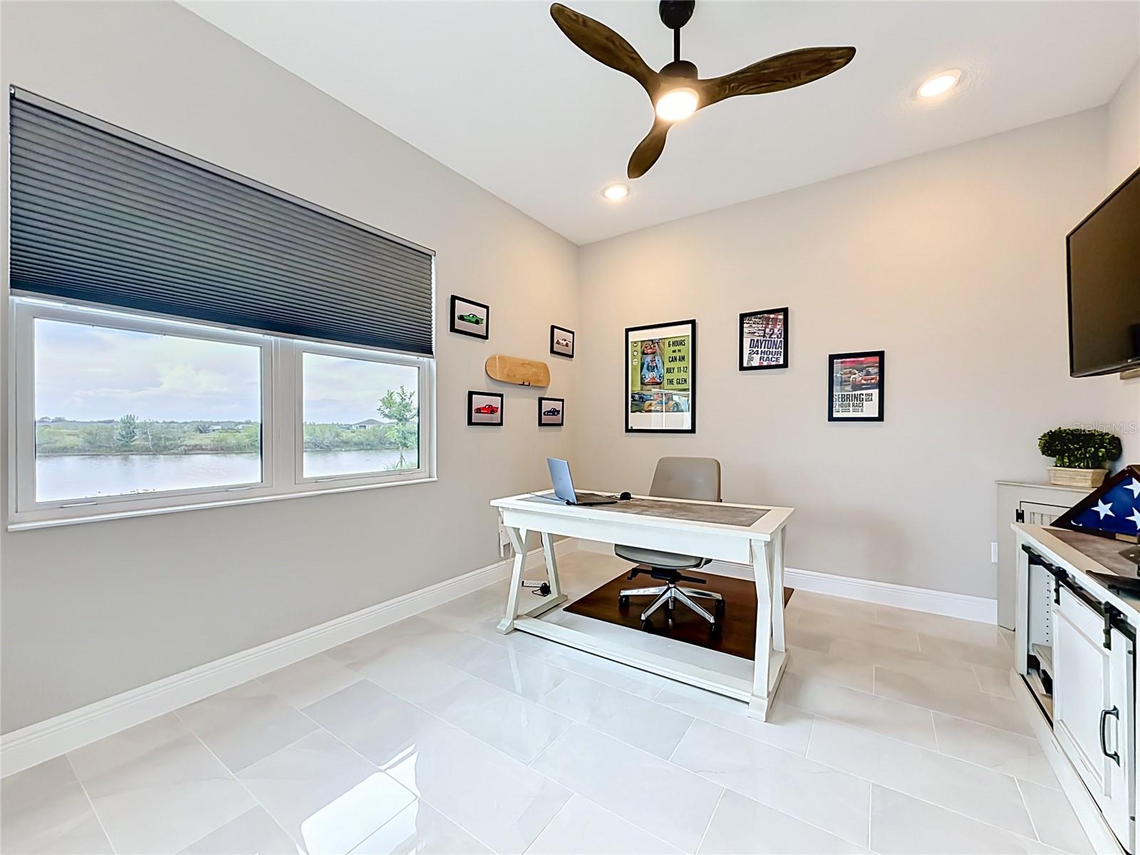 LAKES OF MOUNT DORA - Residential