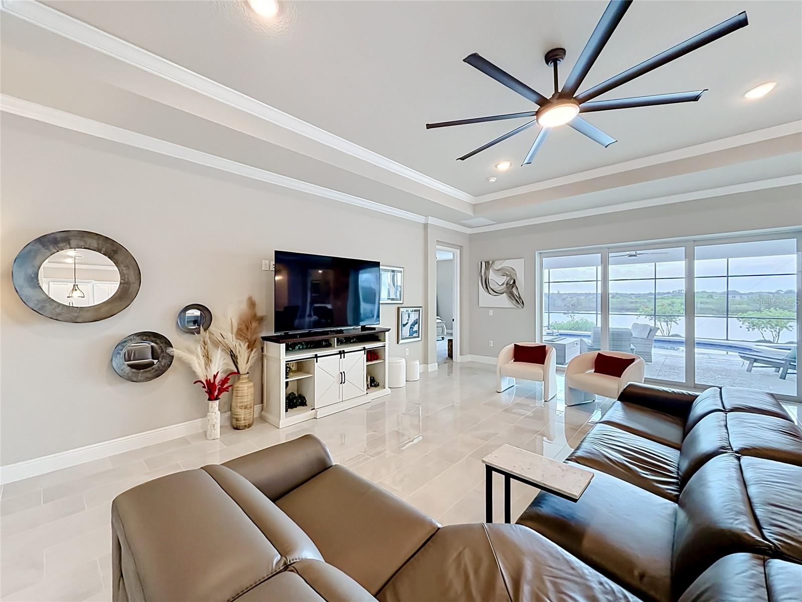 LAKES OF MOUNT DORA - Residential