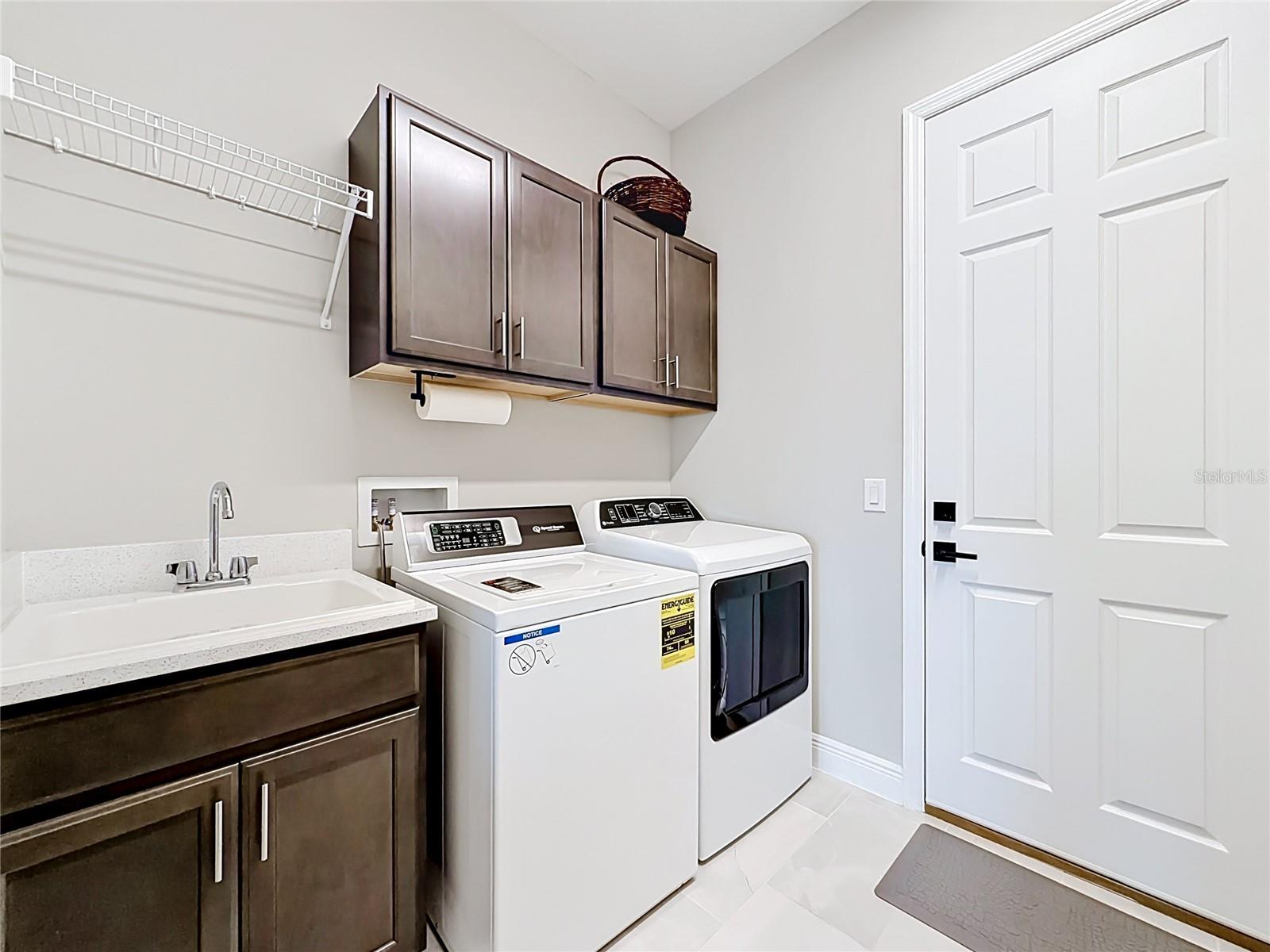 LAKES OF MOUNT DORA - Residential