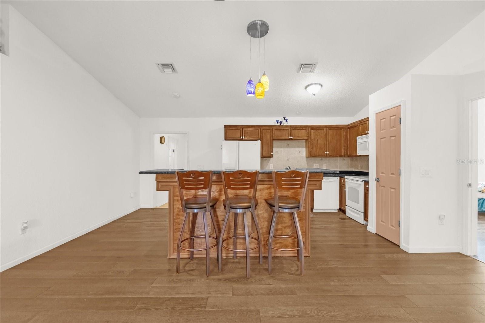 GOLDEN HEIGHTS - Residential