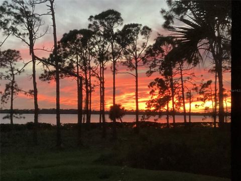 A home in PORT CHARLOTTE