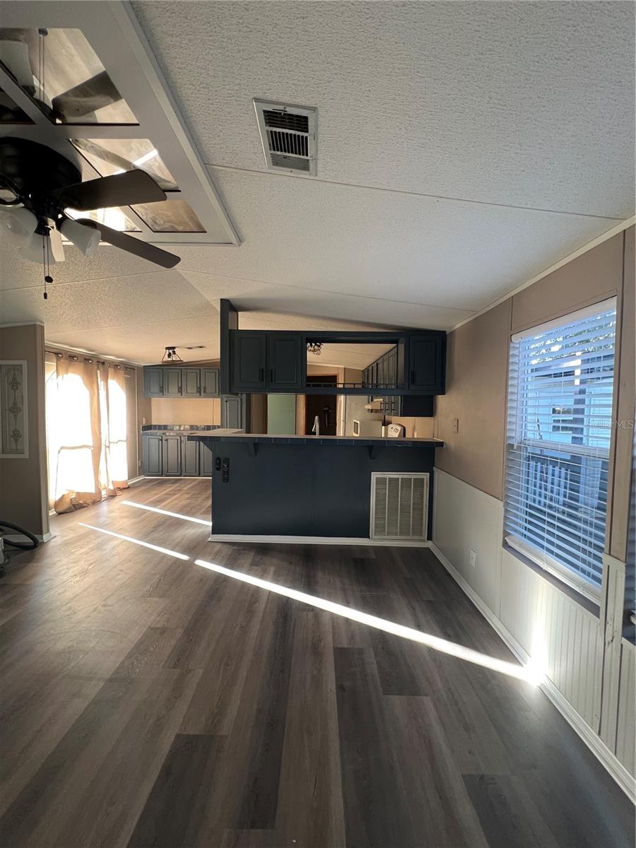 ZEPHYRHILLS COLONY CO - Residential Lease