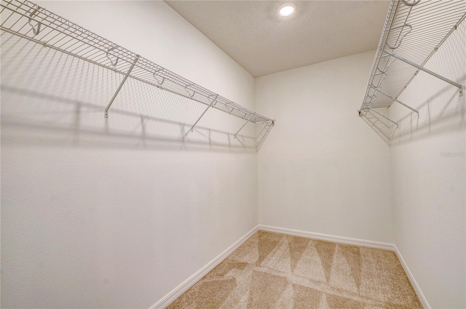 TREVESTA PH IIIC & IIID - Residential Lease