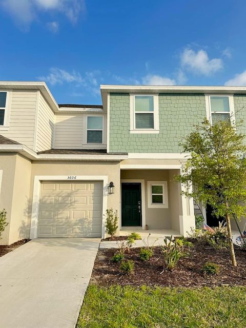 3606 MAYFAIR STREET KISSIMMEE FL 34758