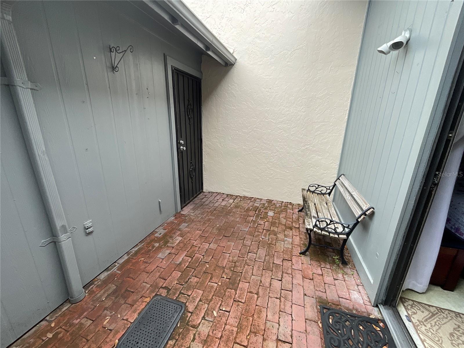 BLUFFS CHRISTINA 01 - Residential