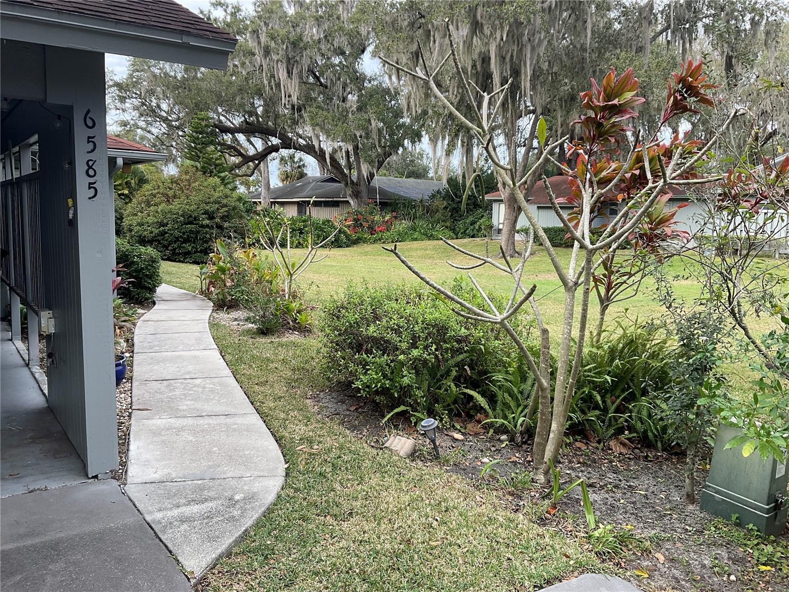 BLUFFS CHRISTINA 01 - Residential