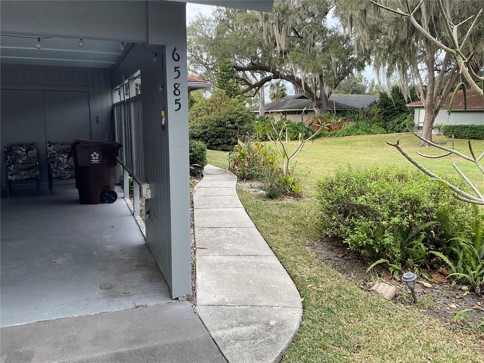 BLUFFS CHRISTINA 01 - Residential