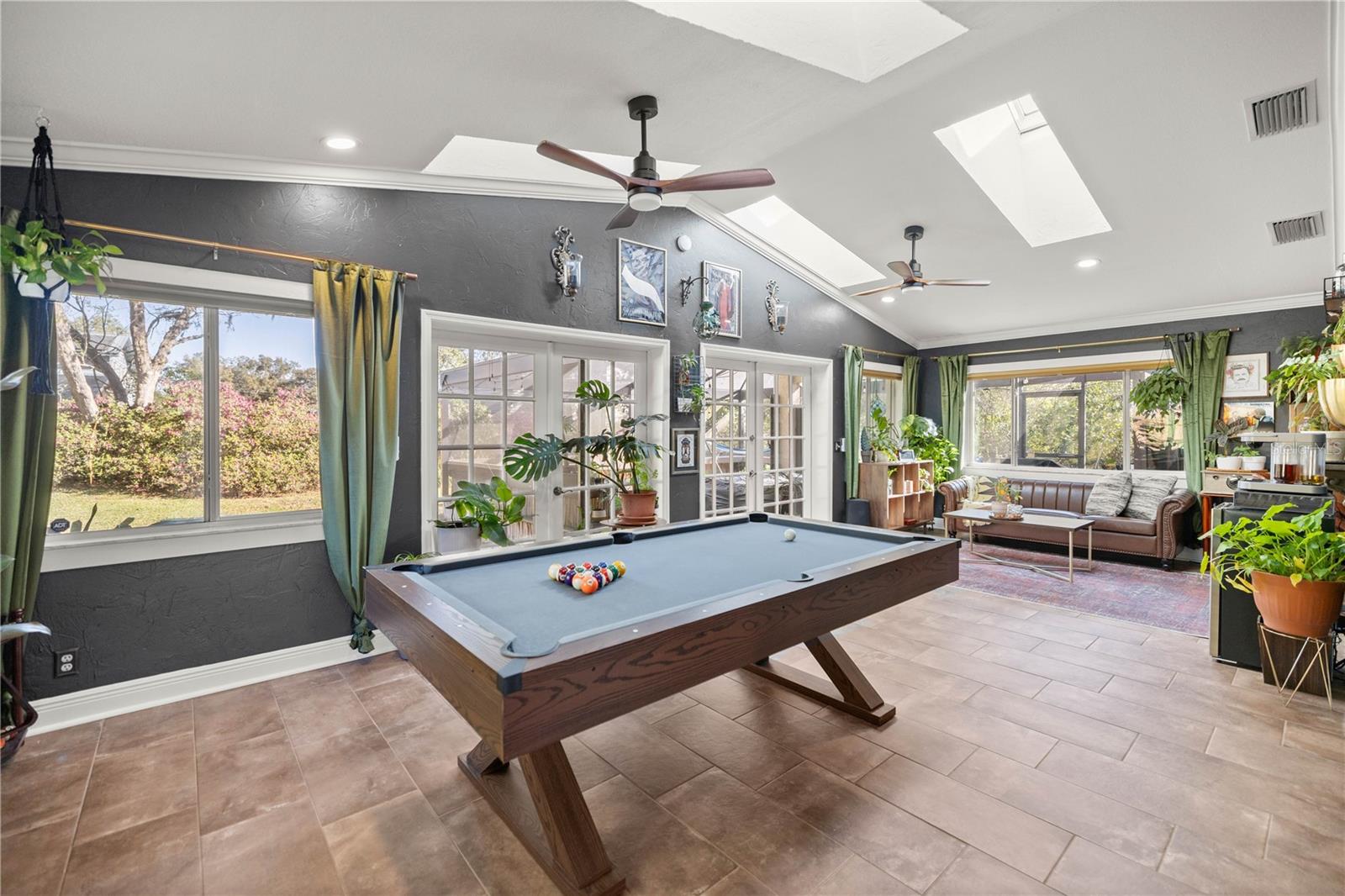 STONEWOOD ESTATE - Residential