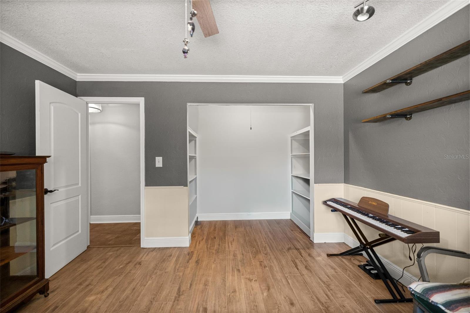 STONEWOOD ESTATE - Residential