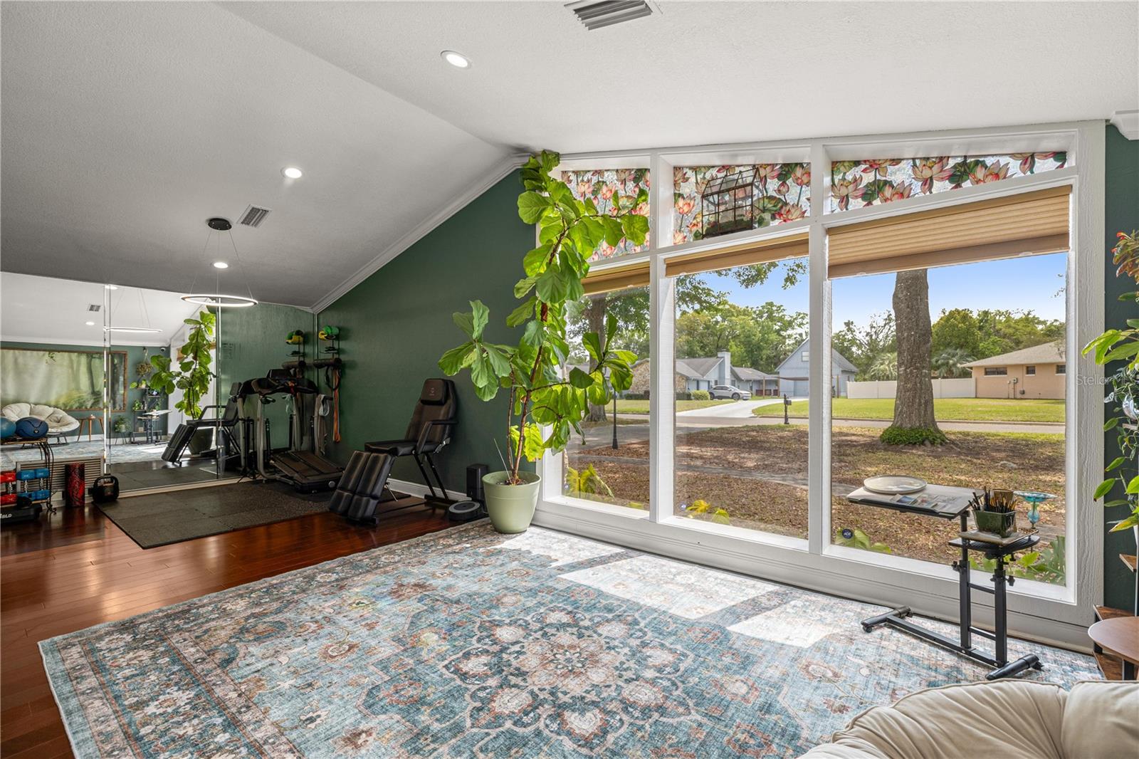 STONEWOOD ESTATE - Residential