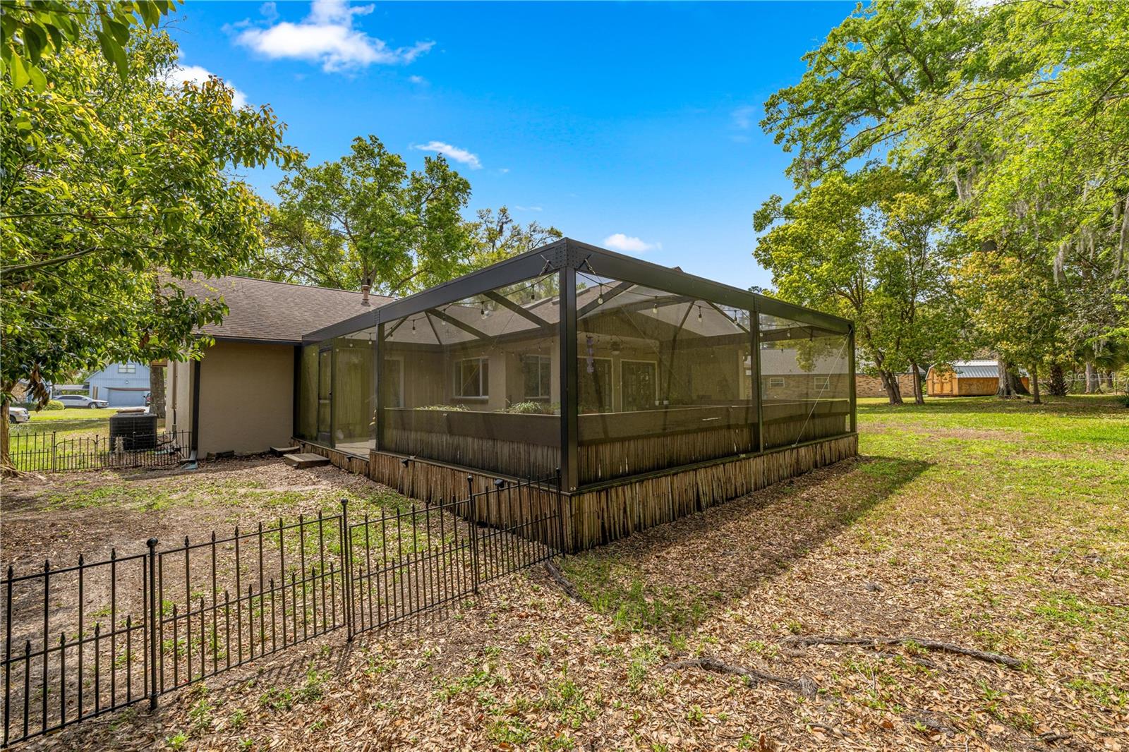 STONEWOOD ESTATE - Residential