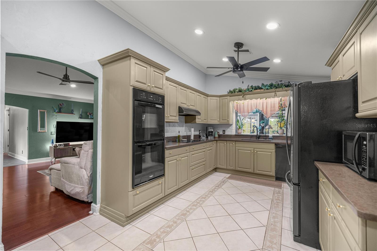 STONEWOOD ESTATE - Residential