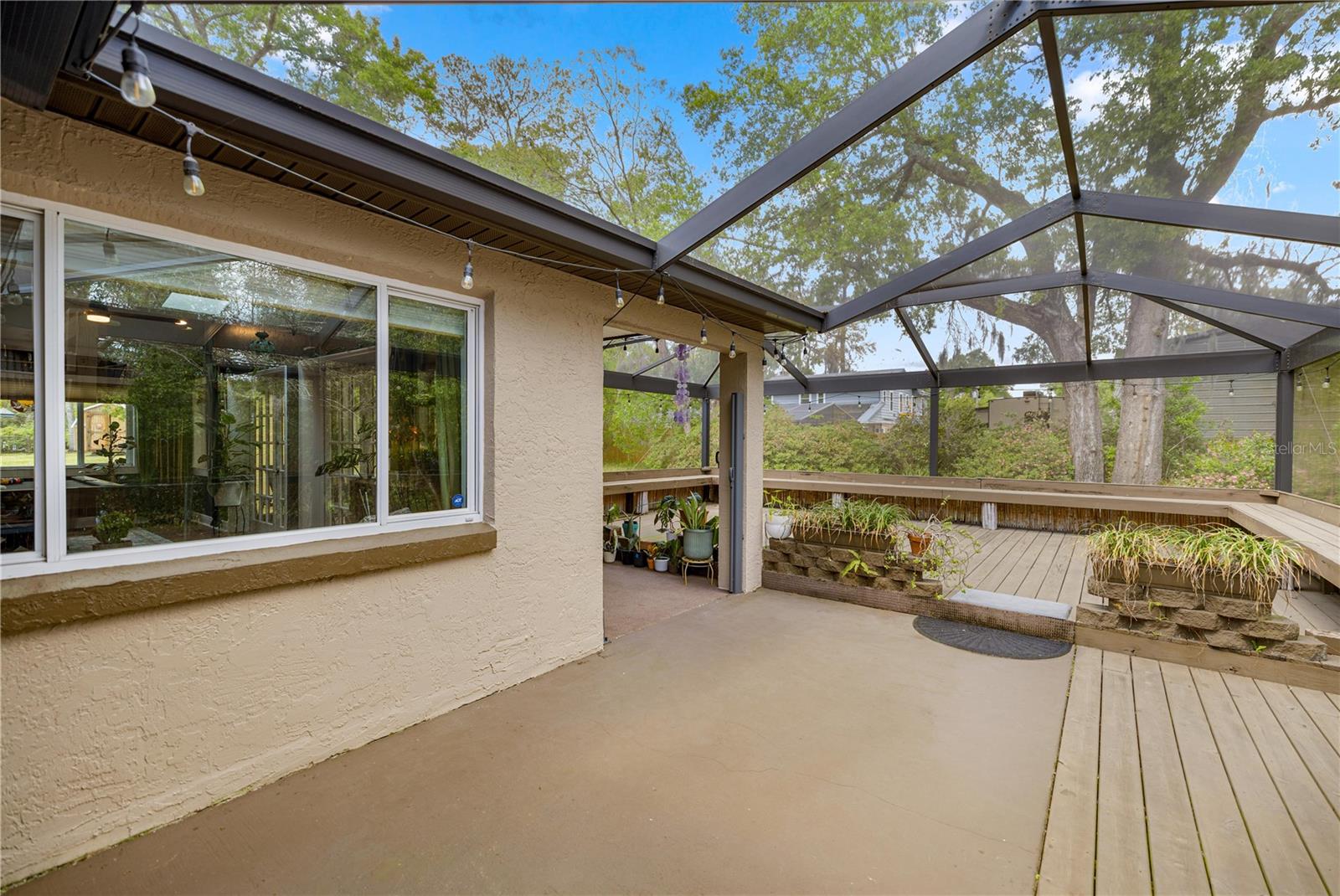 STONEWOOD ESTATE - Residential