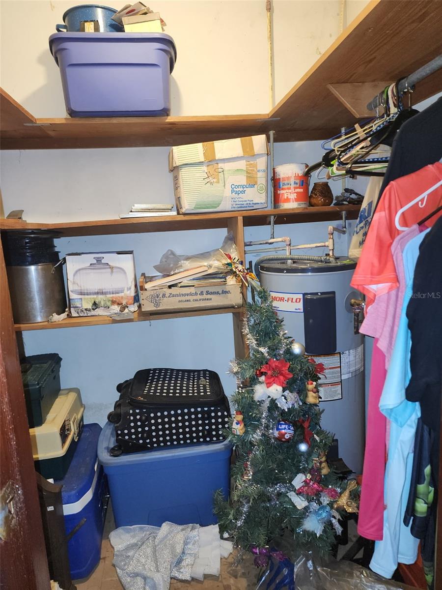 SUNSHINE GARDENS - Residential