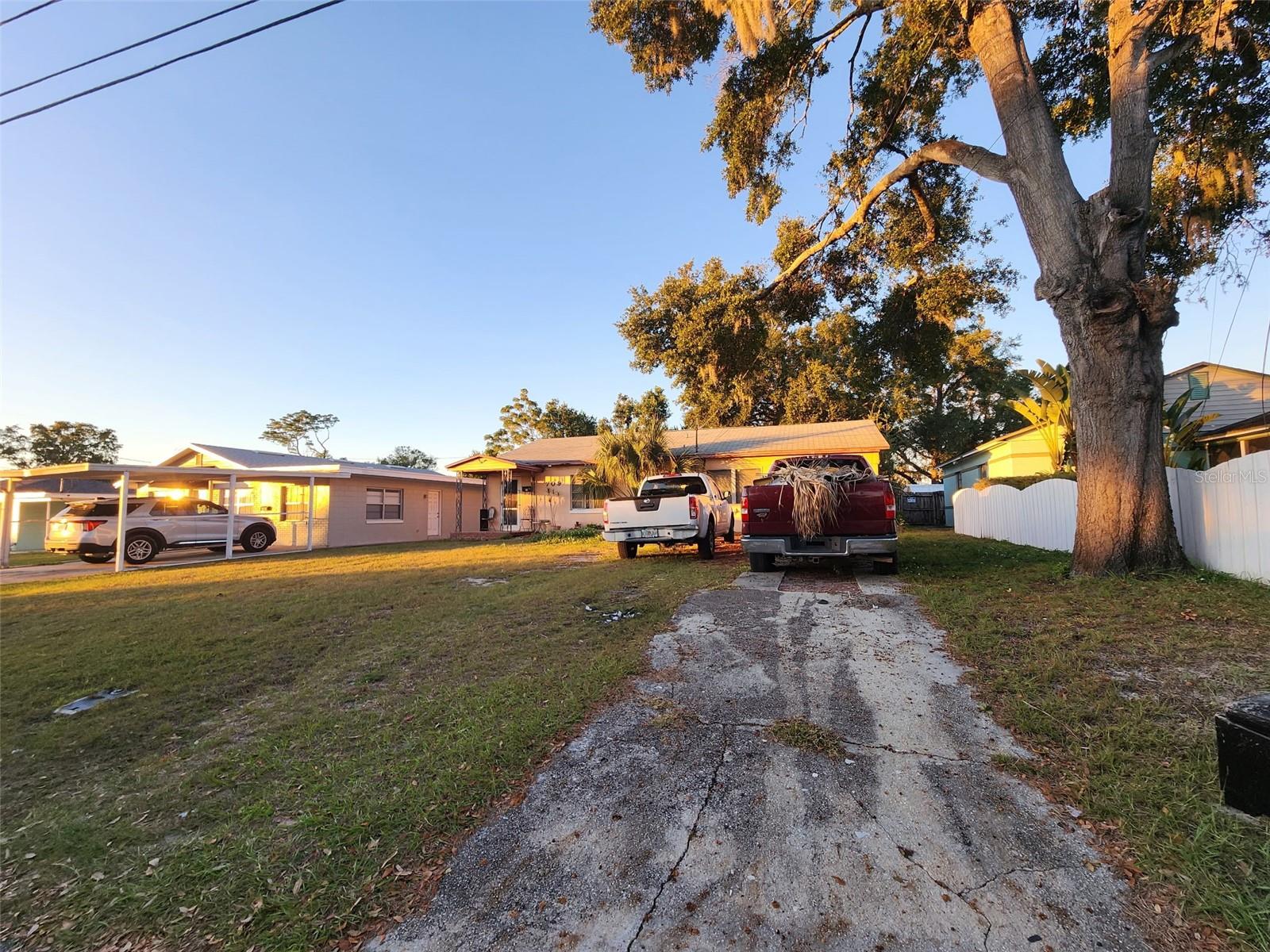 SUNSHINE GARDENS - Residential