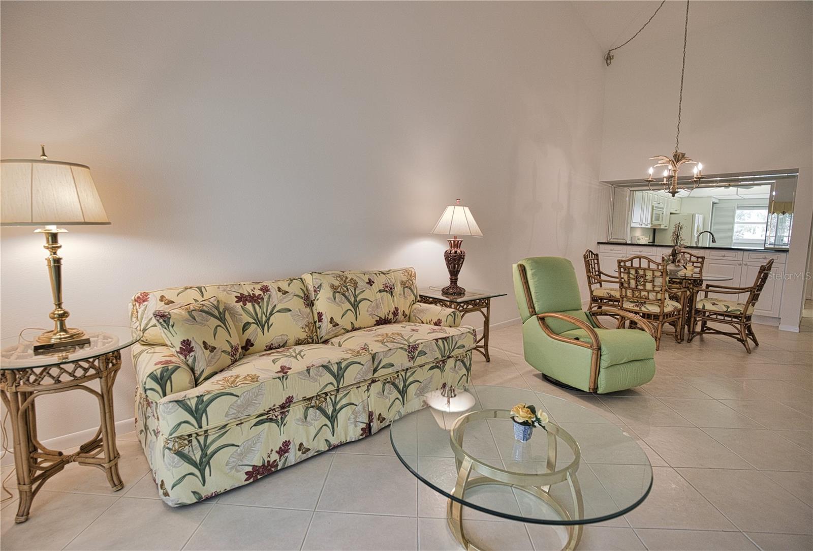 CAPRI WEST - Residential Lease