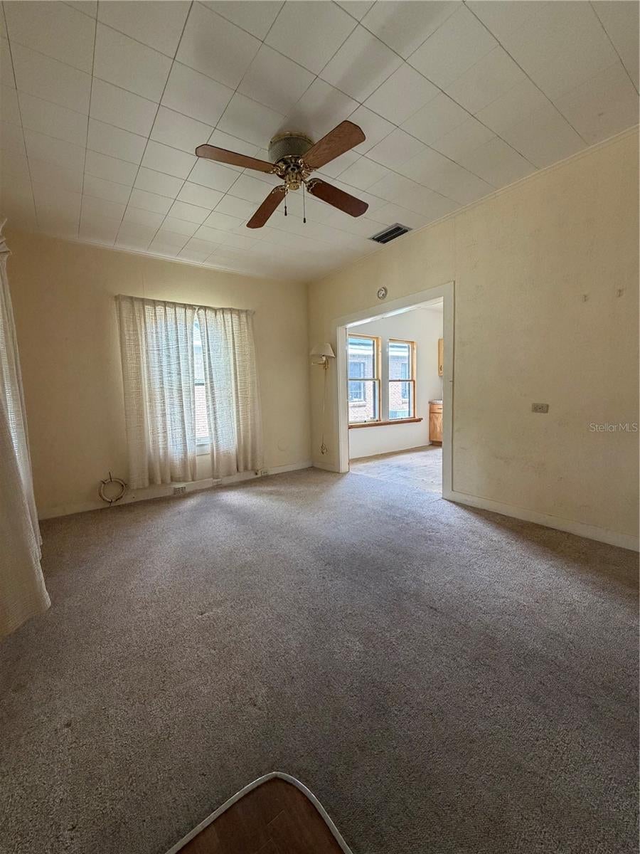 146 N HERNANDO AVENUE