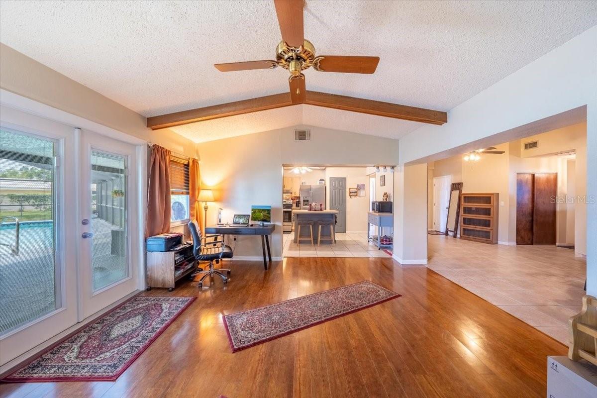 5601 103RD TERRACE N