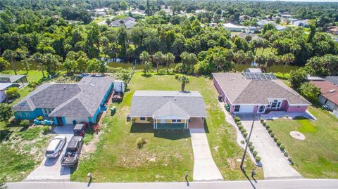 A home in PORT CHARLOTTE