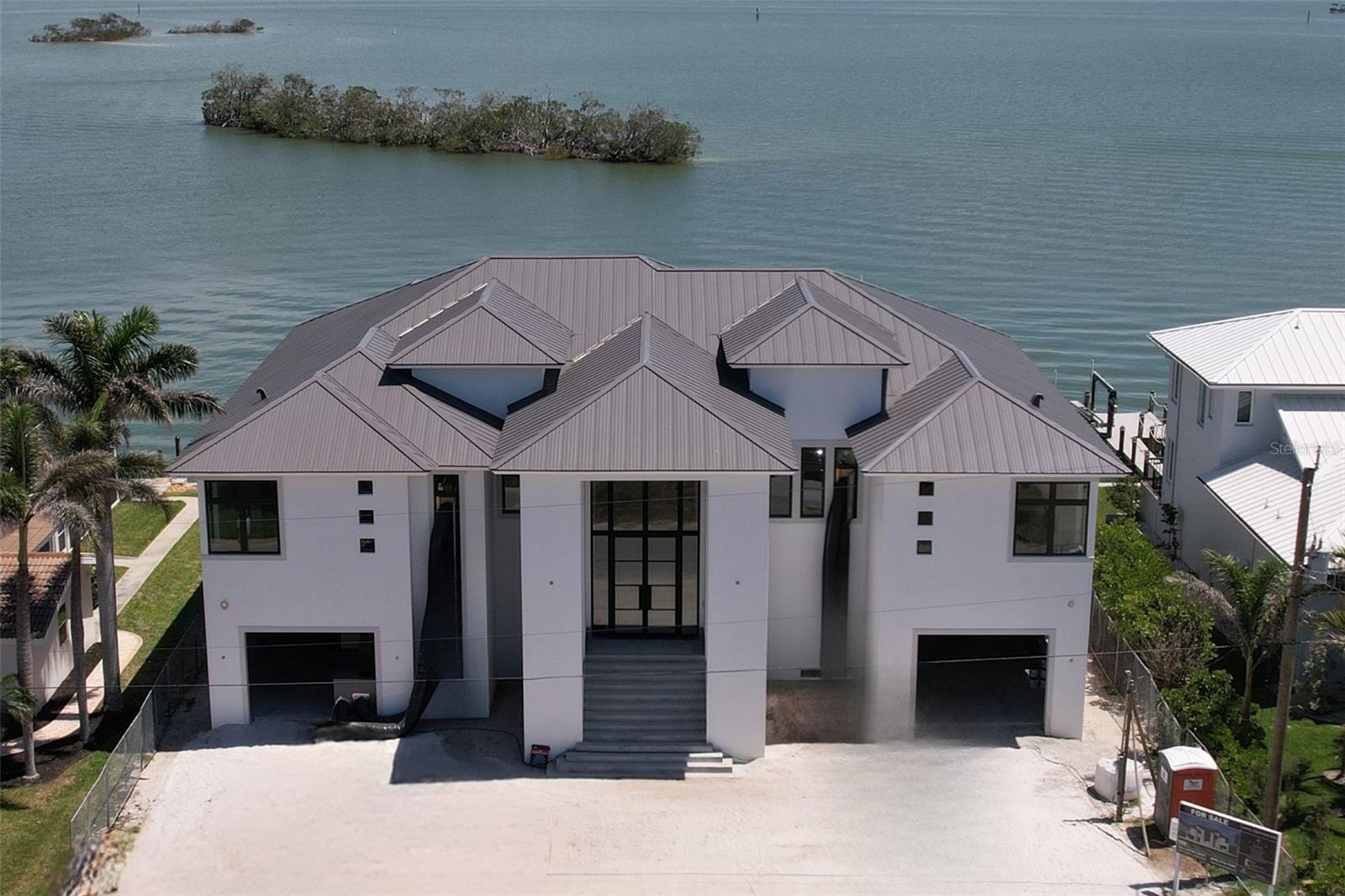 15 BAYVIEW BOULEVARD
