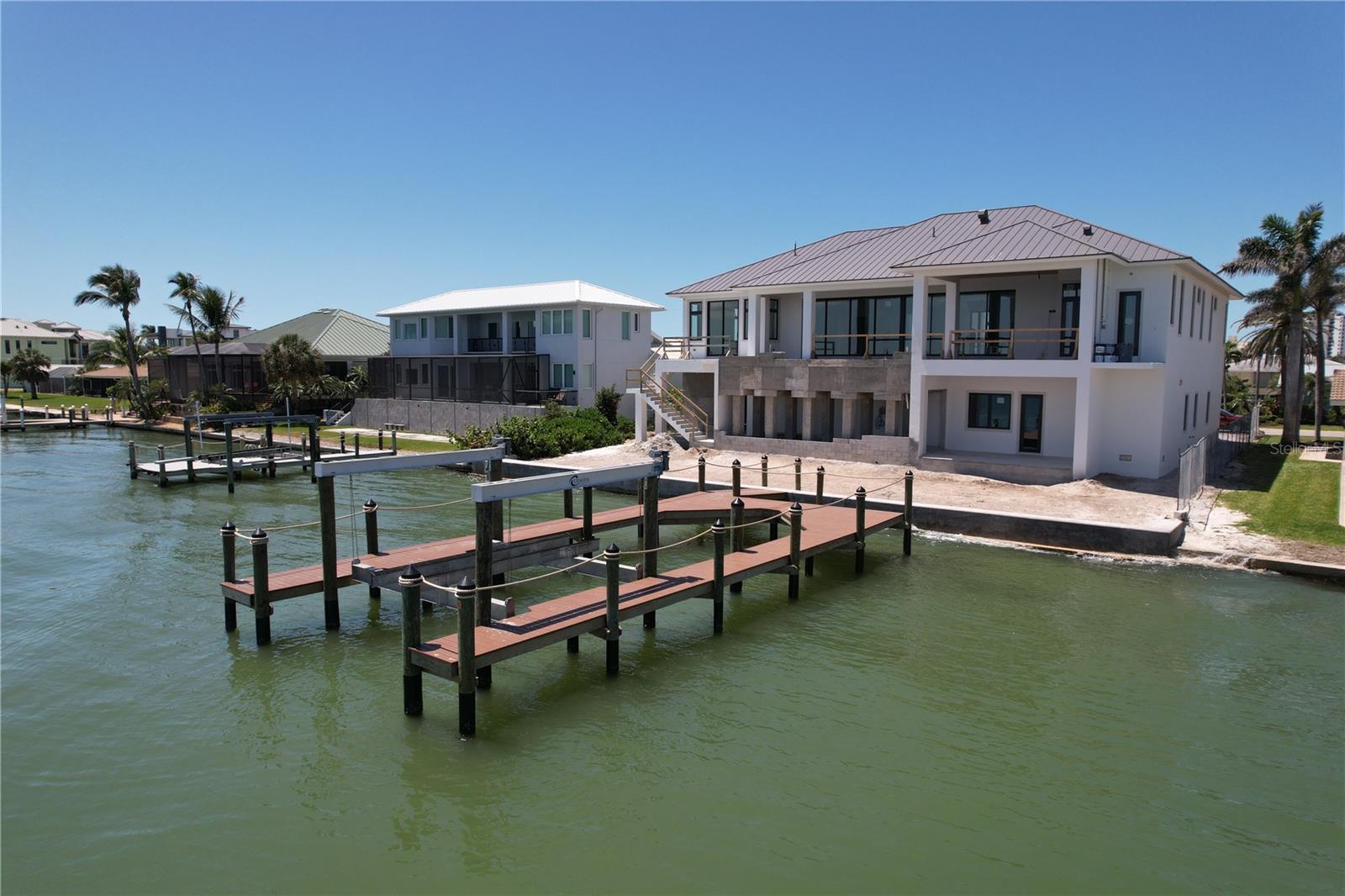 15 BAYVIEW BOULEVARD