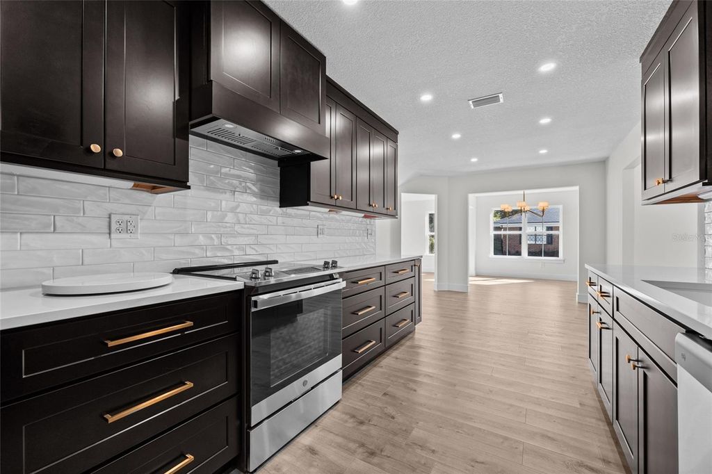 Photo of 378 NW Clubview Circle, Lake City, FL 32055 (MLS # GC536383)