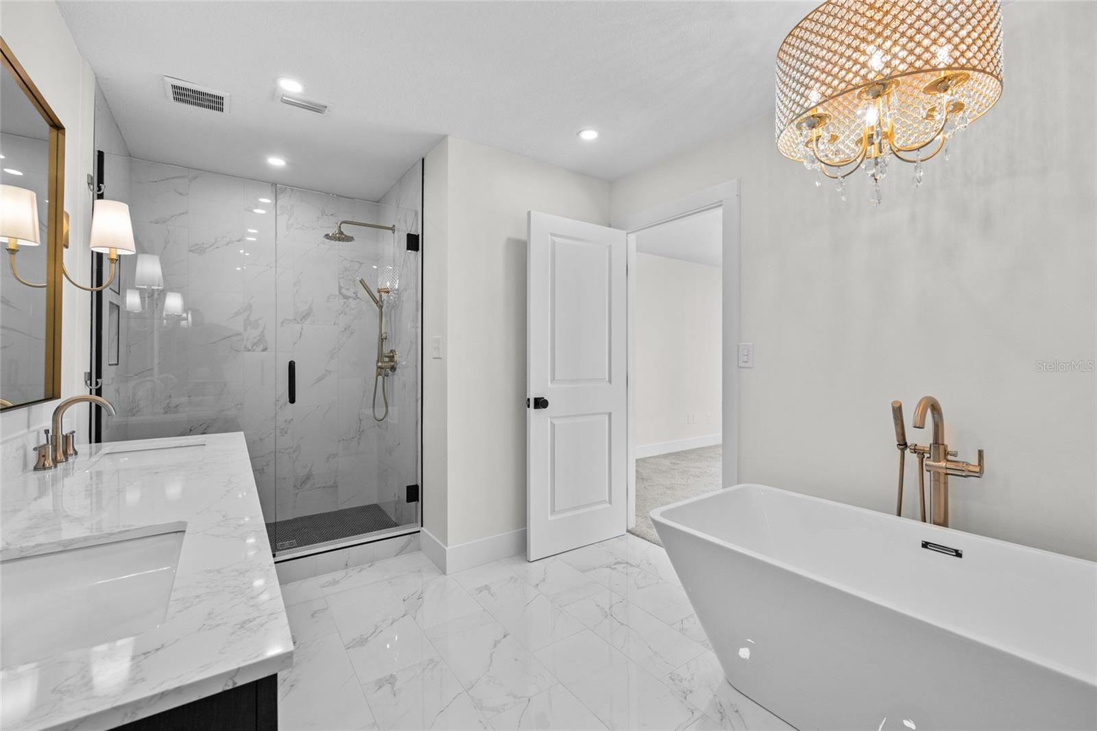 CLUB VIEW PARK SUB - Residential