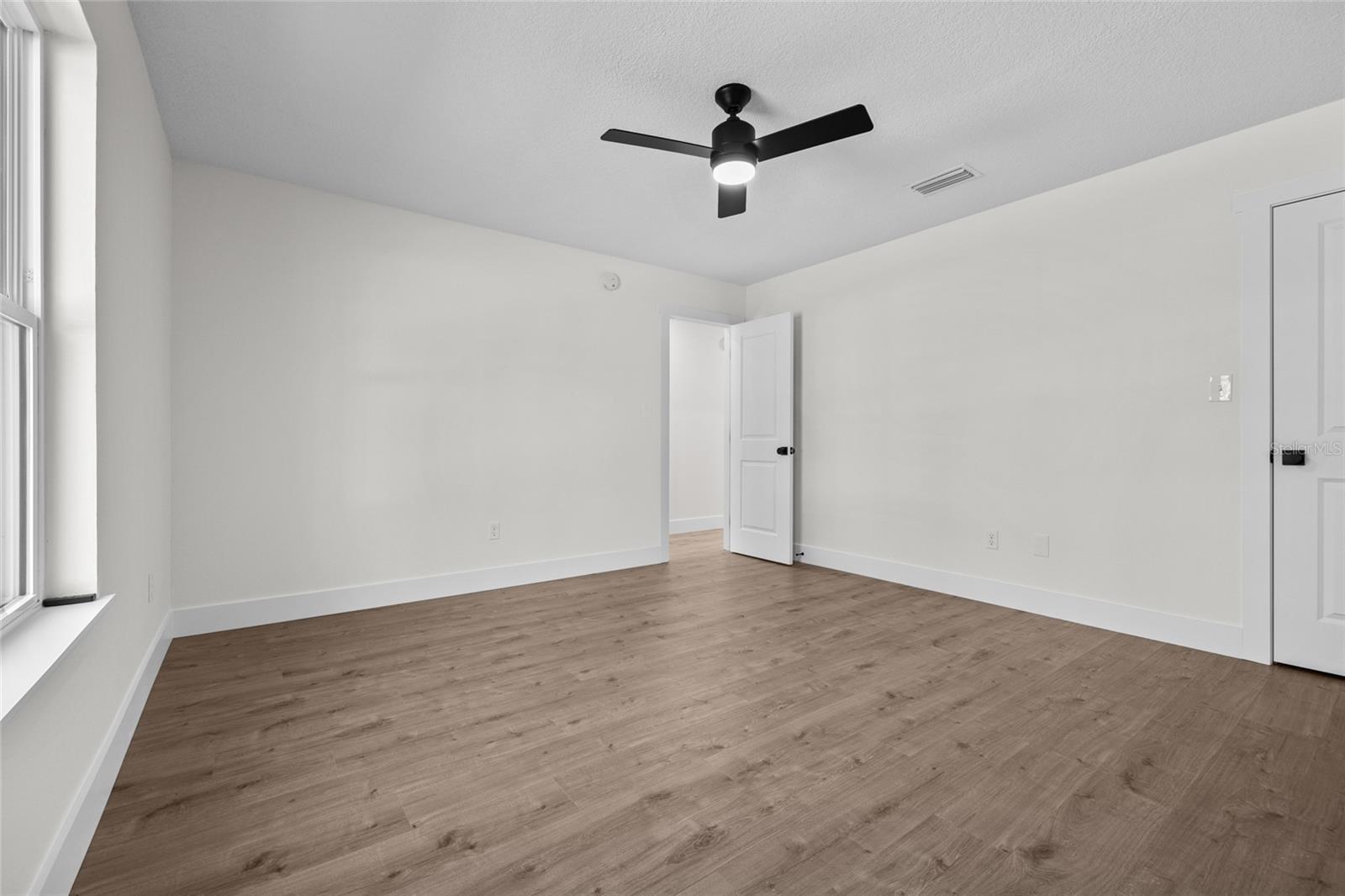 CLUB VIEW PARK SUB - Residential