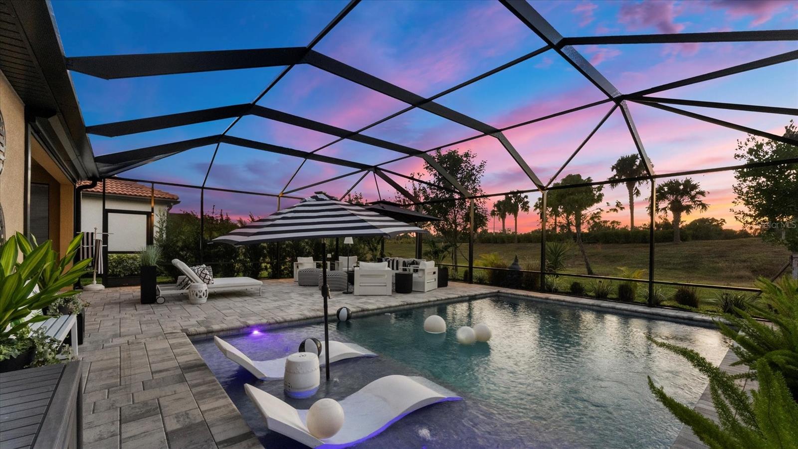 SARASOTA NATIONAL - Residential