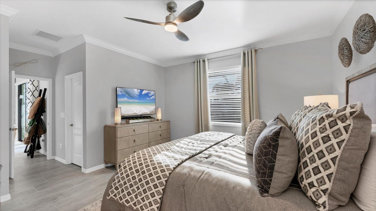 SARASOTA NATIONAL - Residential