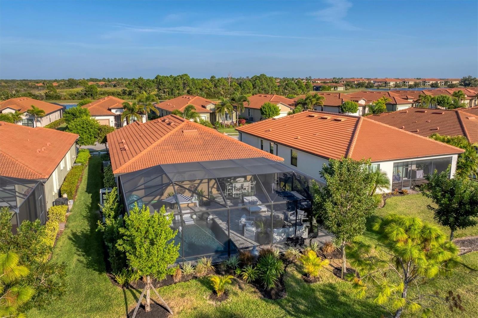 SARASOTA NATIONAL - Residential