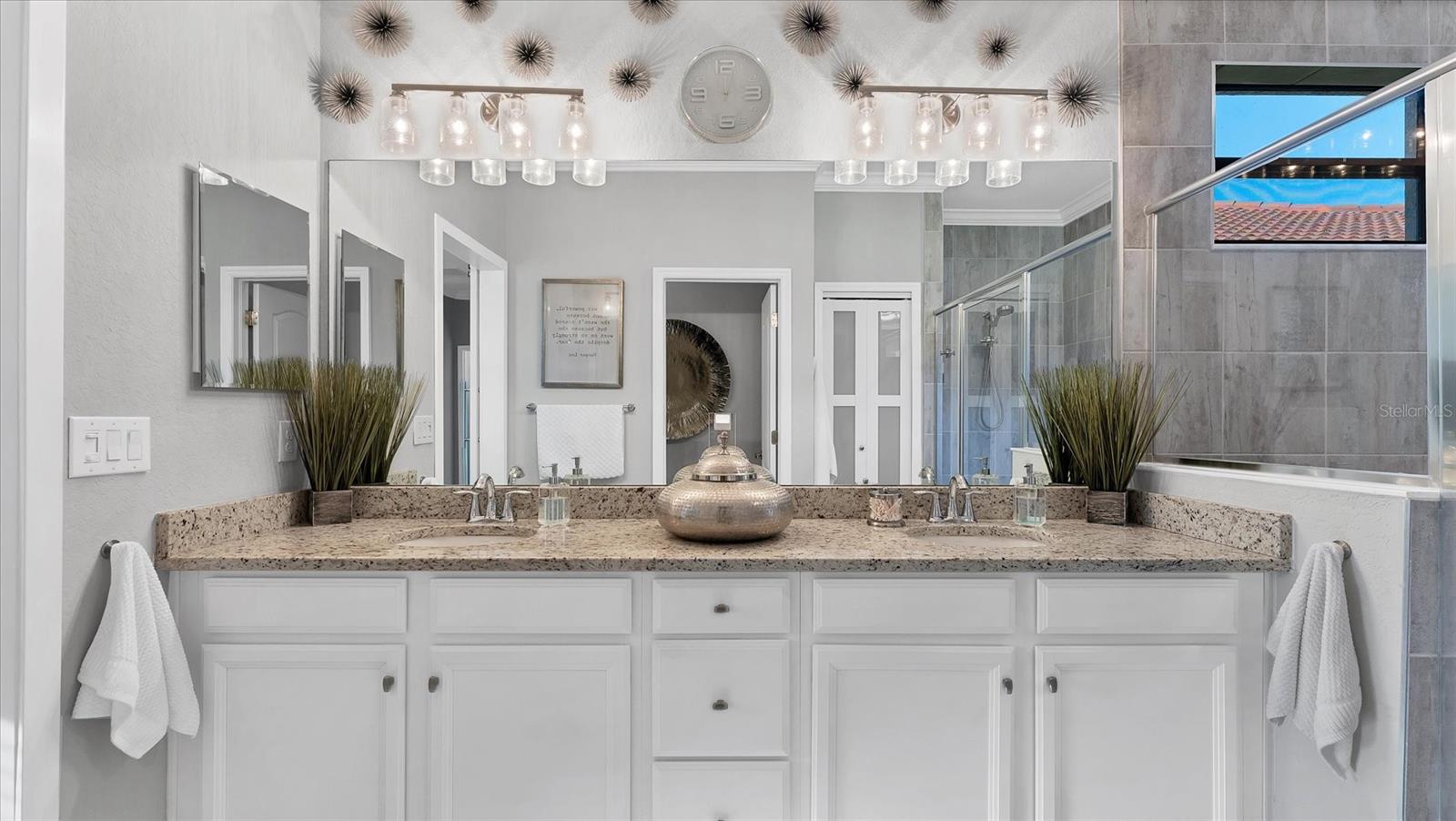 SARASOTA NATIONAL - Residential