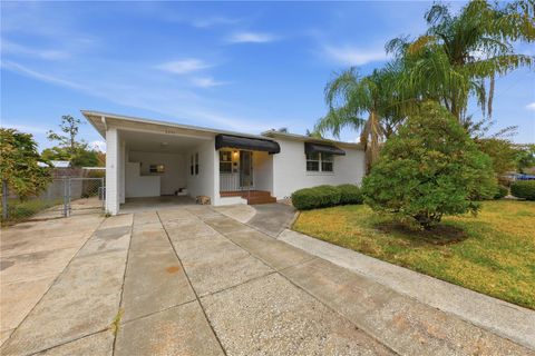 Photo of 2503 Jamie Circle, Orlando, FL 32803 (MLS # O6380344)