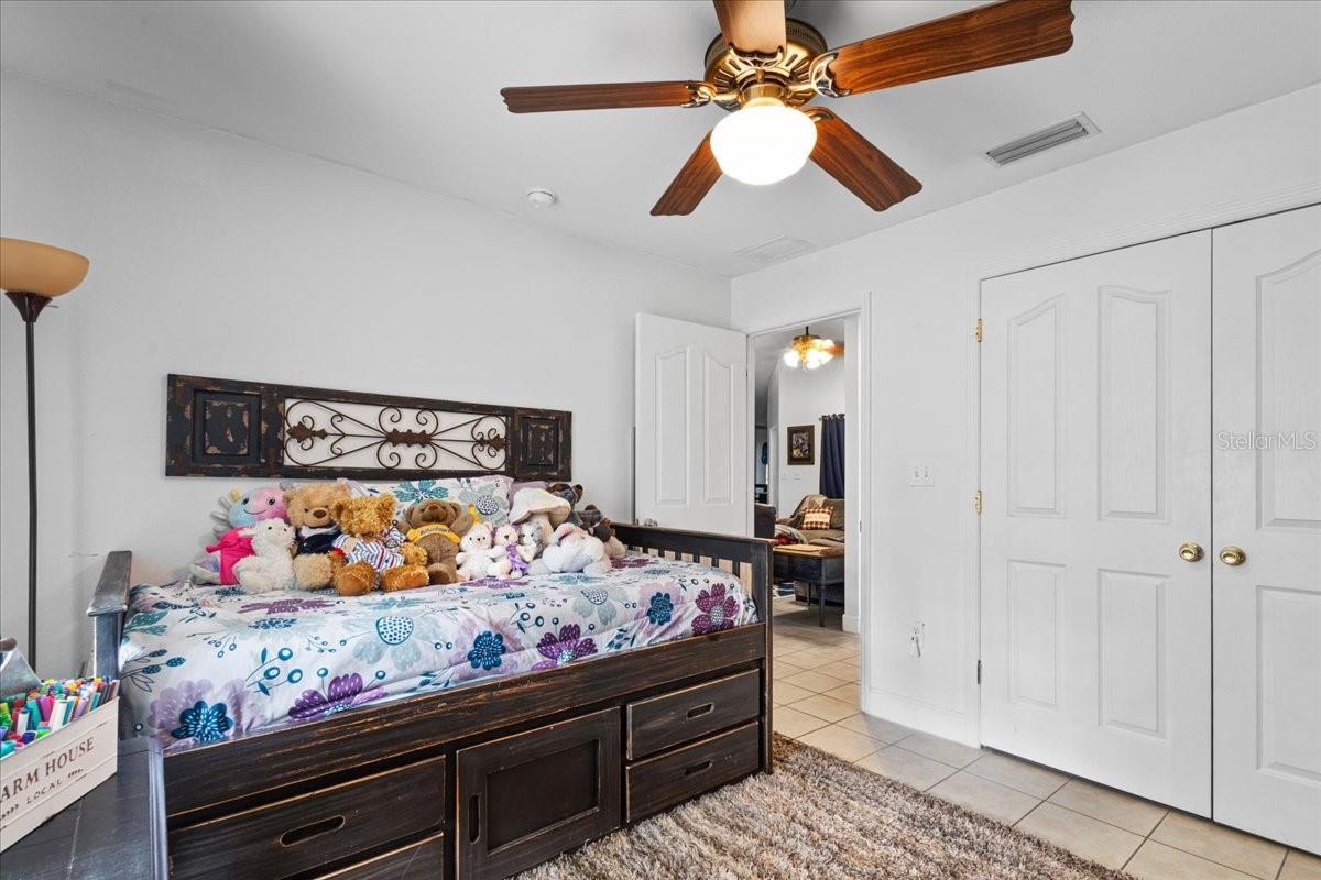 COUNTRYSIDE ESTATE - Residential