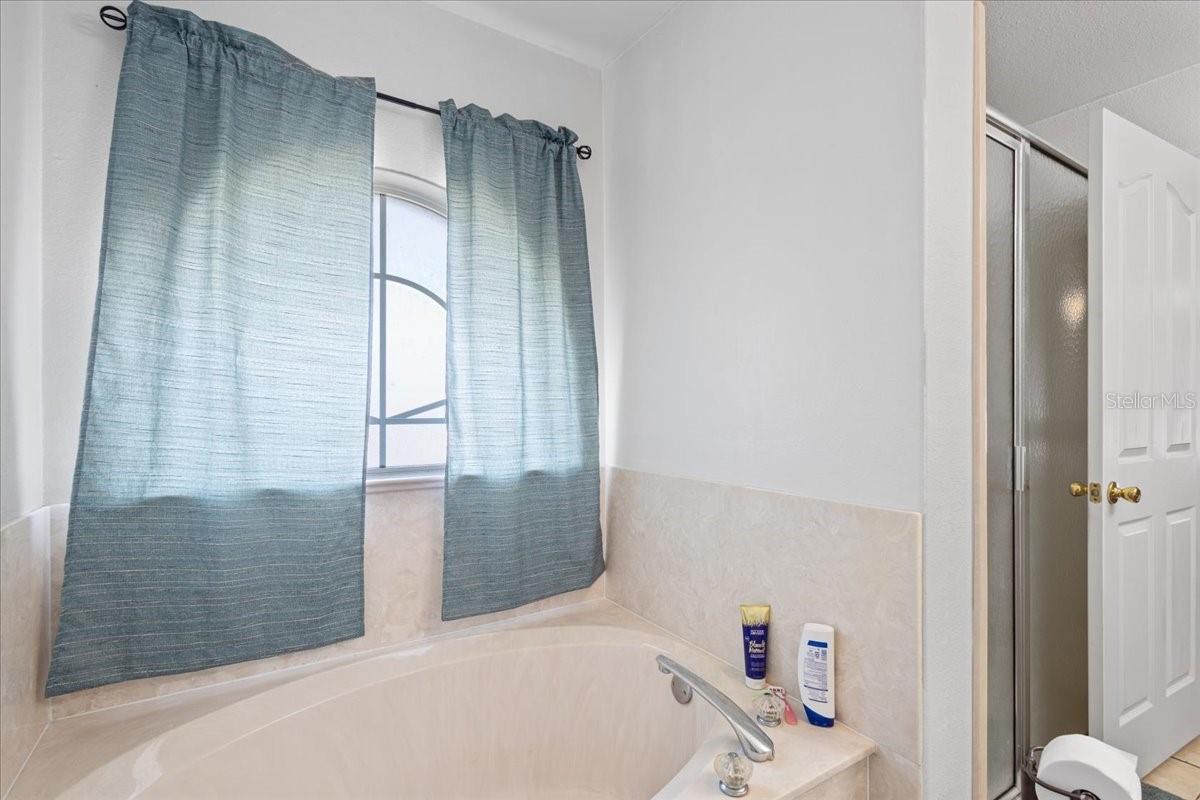 COUNTRYSIDE ESTATE - Residential