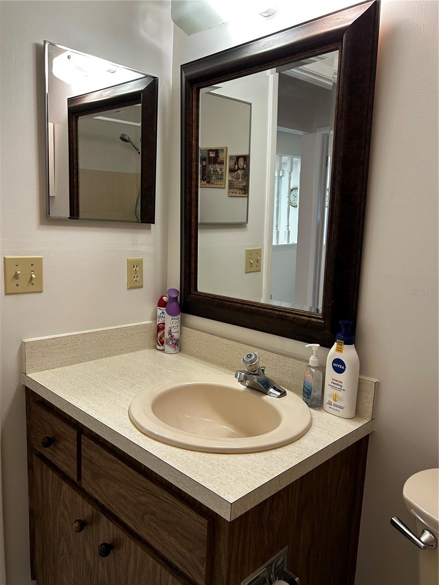 VILLAGE WOODS CONDO PH 02 - Residential