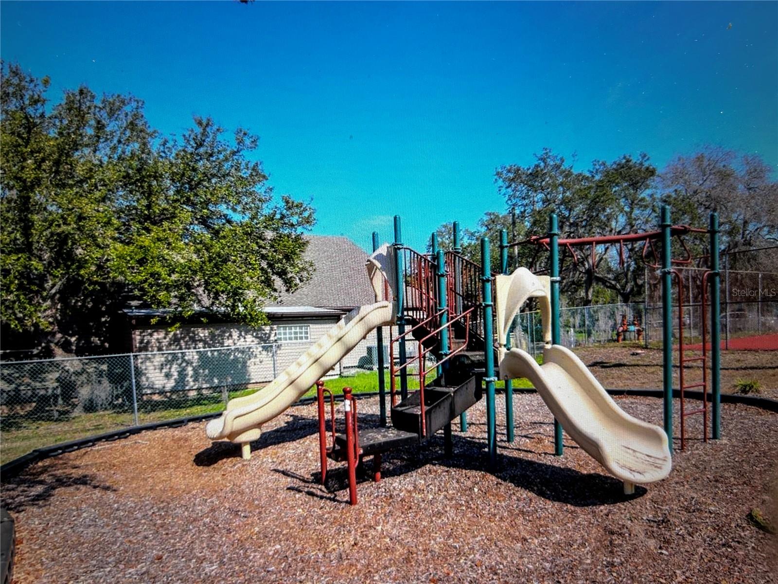 VILLAGE WOODS CONDO PH 02 - Residential