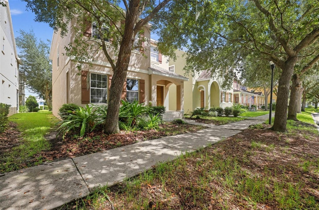 Photo of 16234 Bridgewalk Drive, Lithia, FL 33547 (MLS # TB8549783)