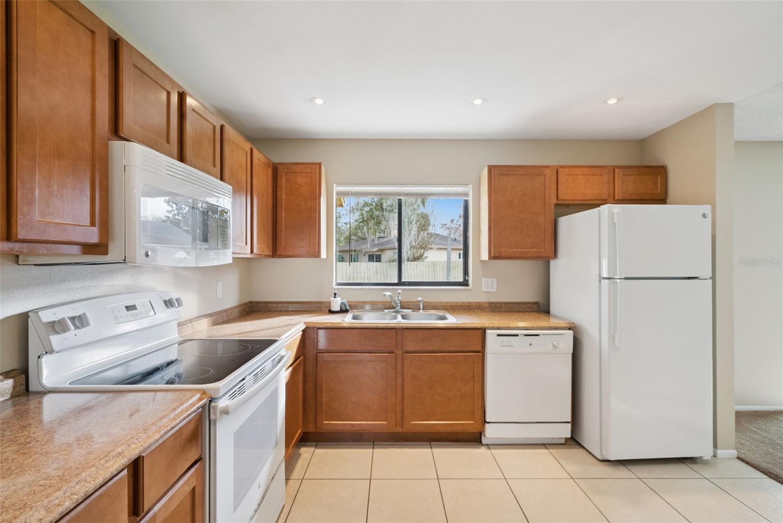 TIBERON COVE - Residential