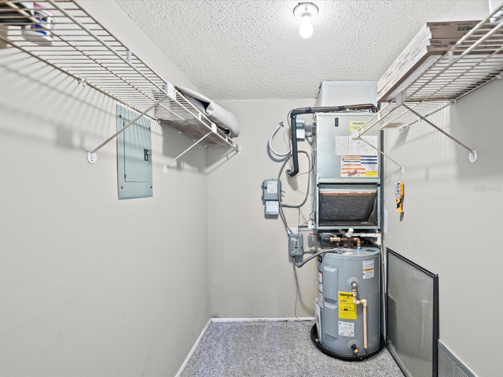 PATRICIAN OAKS - Residential