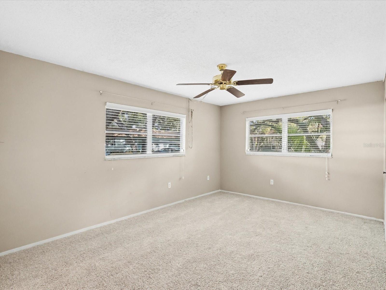 PATRICIAN OAKS - Residential