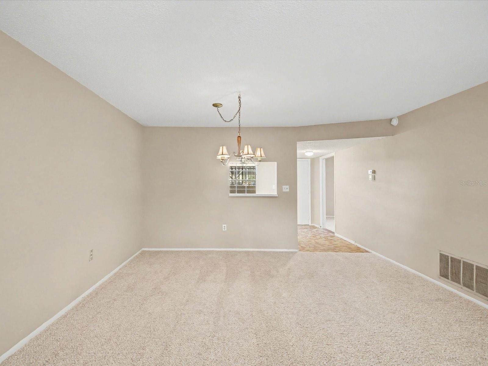 PATRICIAN OAKS - Residential