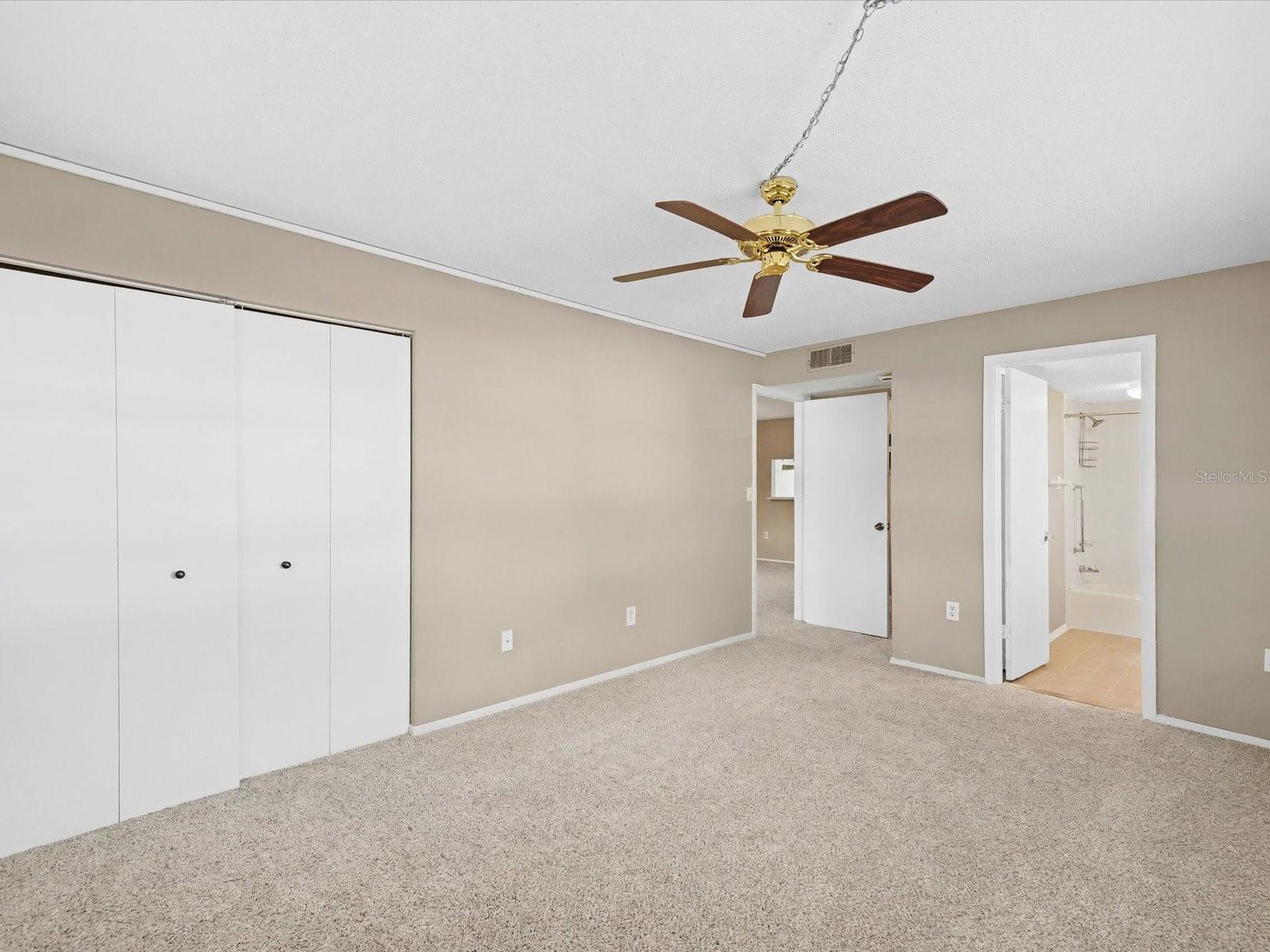 PATRICIAN OAKS - Residential