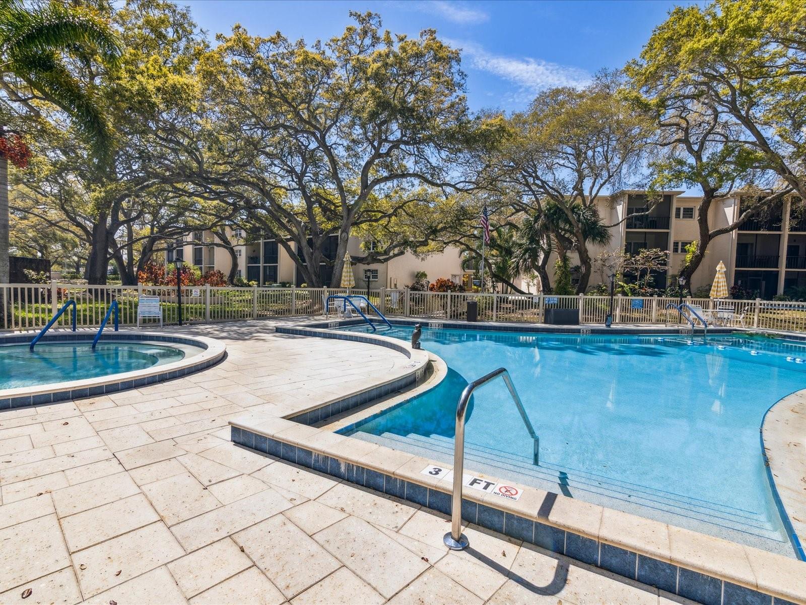 PATRICIAN OAKS - Residential