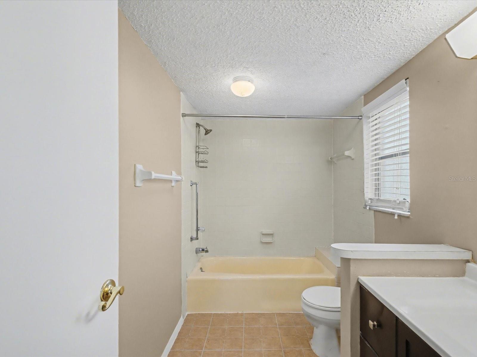 PATRICIAN OAKS - Residential