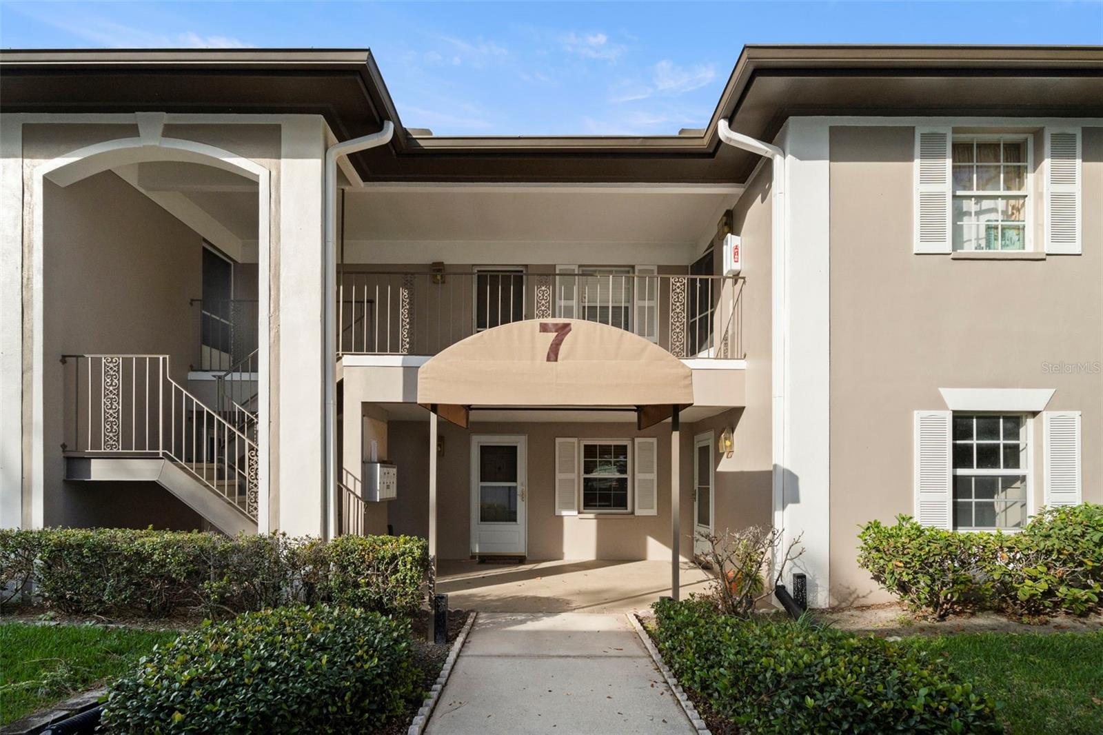 BAY OAKS CONDO - Residential