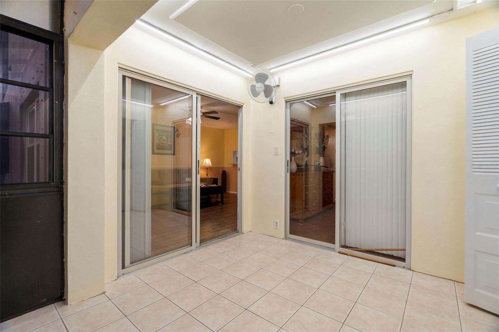 BAY OAKS CONDO - Residential